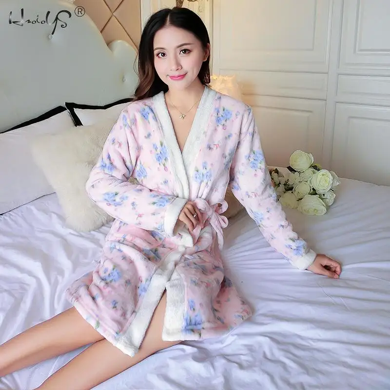 Flannel Bathrobes Women's Cartoon Lovely Thicken Warm Nightgowns Winter Bath robe Women Pajamas Bath Robe Sleepwear - Цвет: Pink purple