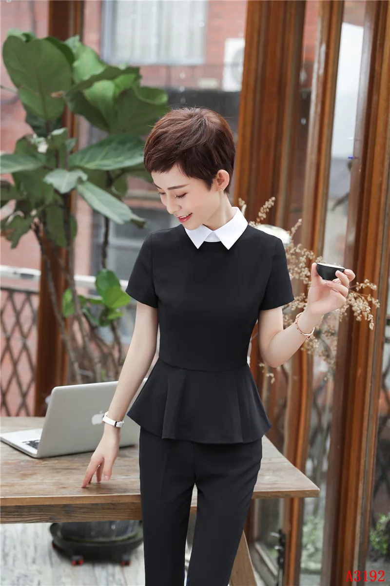 Формальные брючные костюмы для женщин деловые со штанами и топом комплекты