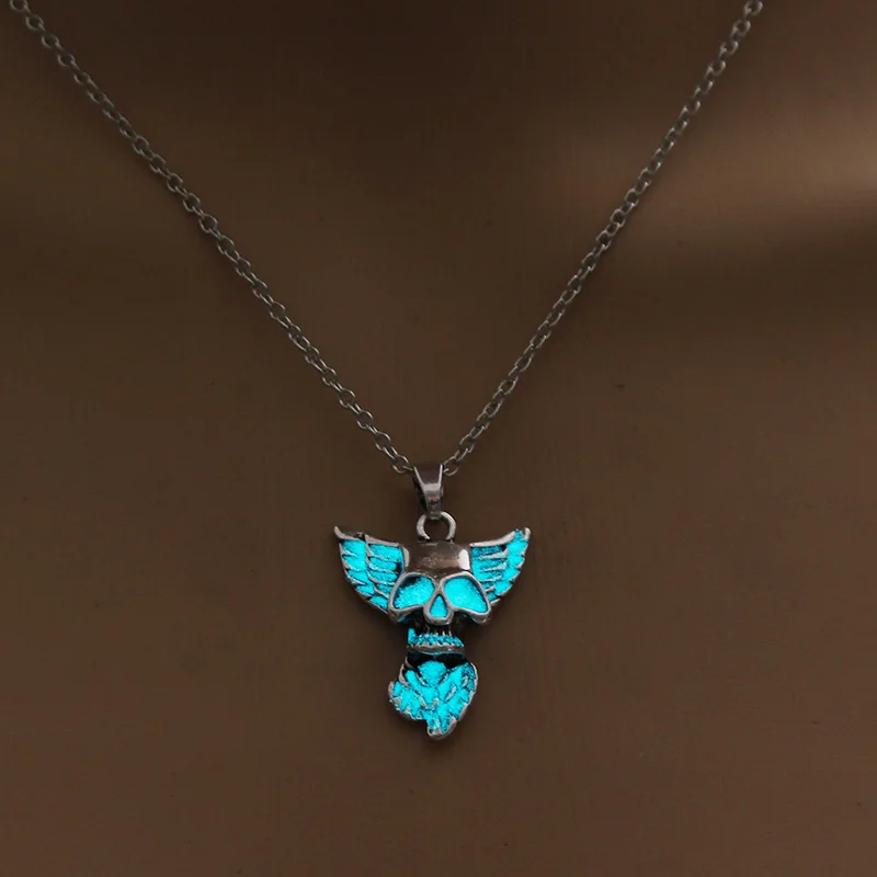 Punk Style Skull Pendant Necklace Luminous Wings Silver Color Chain Glow in the Dark Choker Statement For man Gift | Украшения и