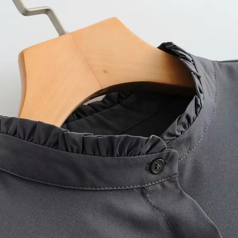 Fashion Women TC38-6298 European and American fashion agaric edge collar shirt |