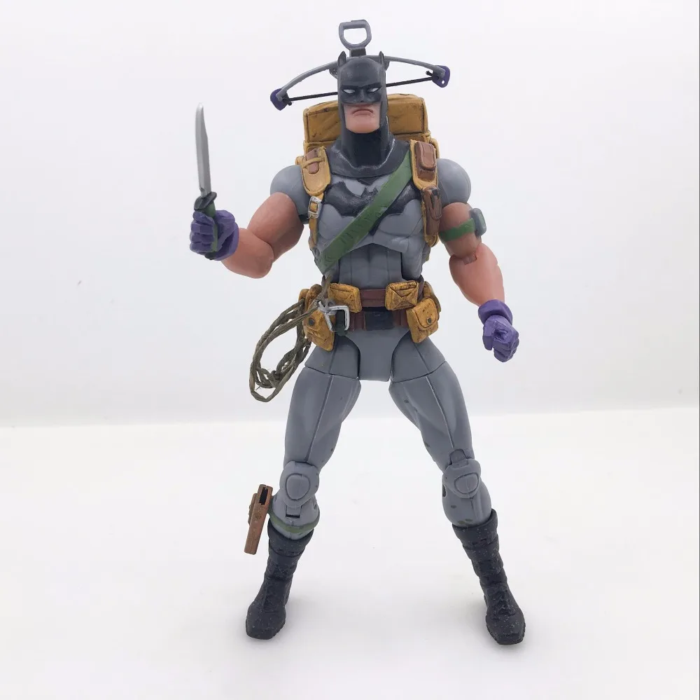 Бэтмен Фигурки ПВХ 170 мм вешалка DC дизайн аниме Коллекционная модель игрушки