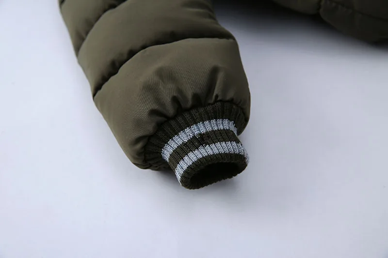 Детские зимние куртки теплые пальто с хлопковой подкладкой ультралегкое