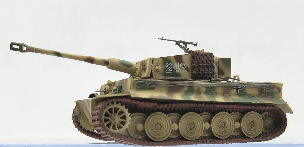 

1: 72 немецкий танк тигра поздняя модель труба рука модель 36221 Коллекционная модель