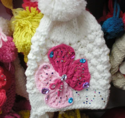 Рисунок 3 - Зимняя вязаная крючком шапка rithinstone