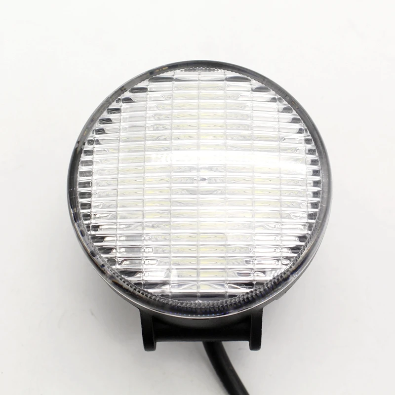Tak Wai Lee 1Pcs 12W 4Chips LEDs Car Motorcycle Work Light Styling LED DC9-32V Driving Offroad Truck 4WD SUV Spot Flood Fog Lamp |