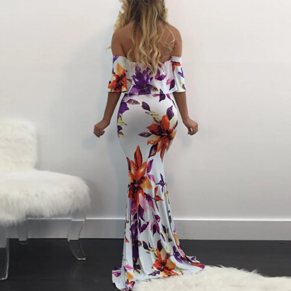 Летнее платье с вырезом лодочкой женское принтом и открытыми плечами