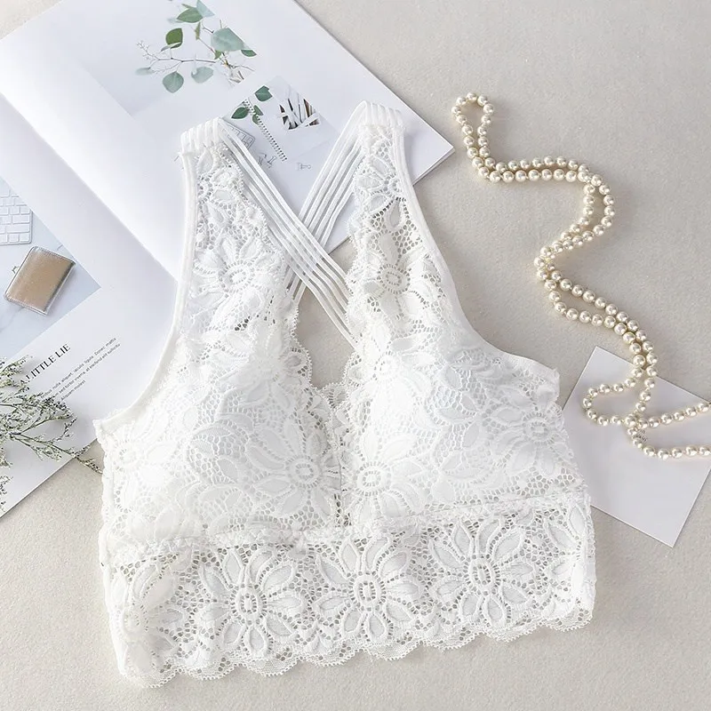 Нижнее белье женское с глубоким треугольным вырезом без косточек пуш-апом |