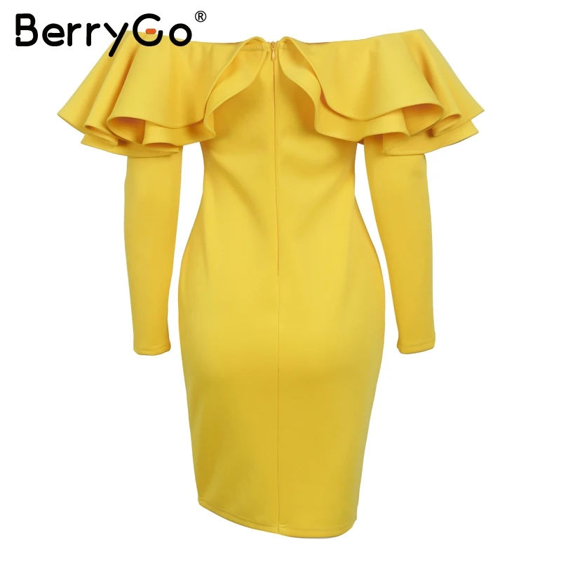 Женское осеннее платье с рюшами BerryGo желтое модное открытыми плечами Элегантное