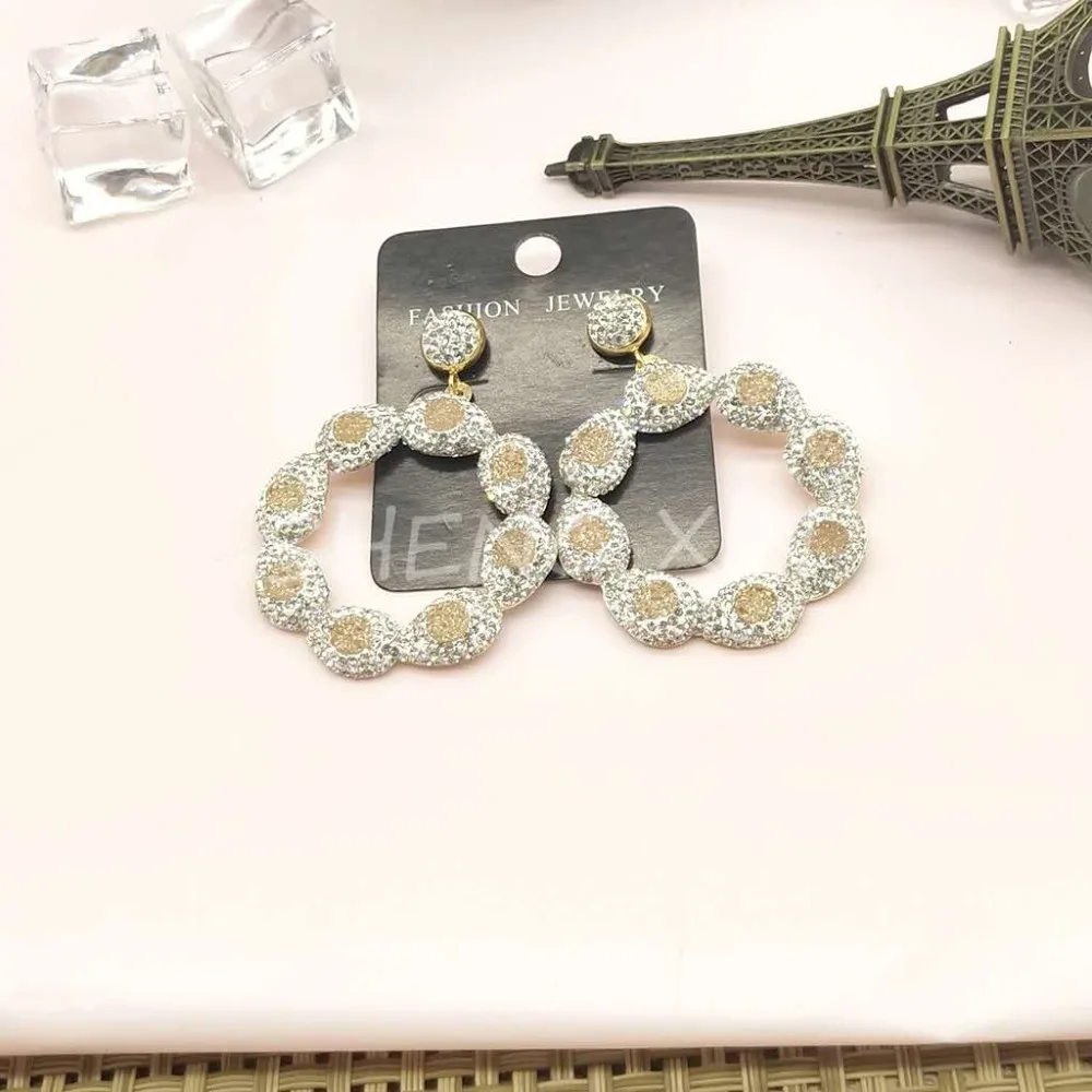 Выдолбленные овальные серьги со стразами инкрустированные новые модные - купить