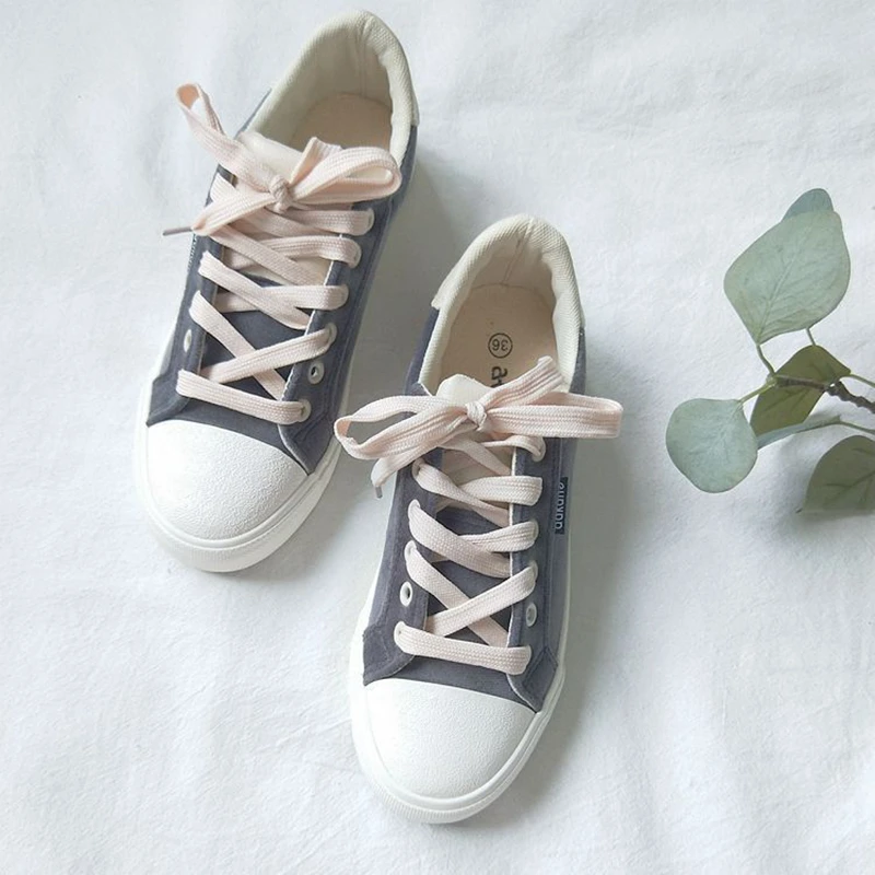 Новинка осени 2018 простой модный светильник парусиновая обувь женская трендовая