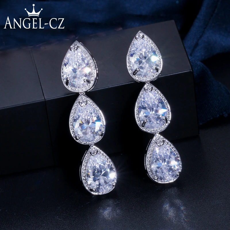 Длинные висячие серьги ANGELCZ с кристаллами из фианита и сверкающей грушей белого