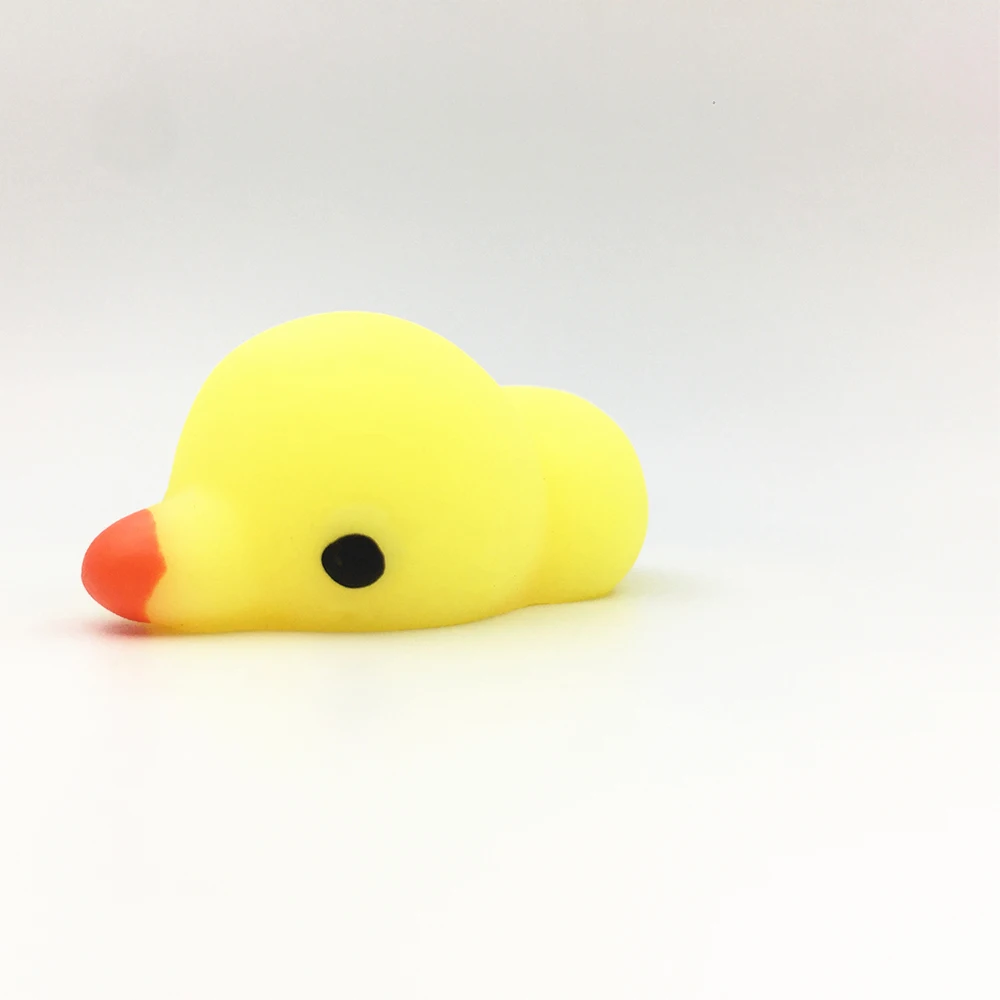 Милая мягкая игрушка Mochi в виде животного медленно восстанавливает форму |