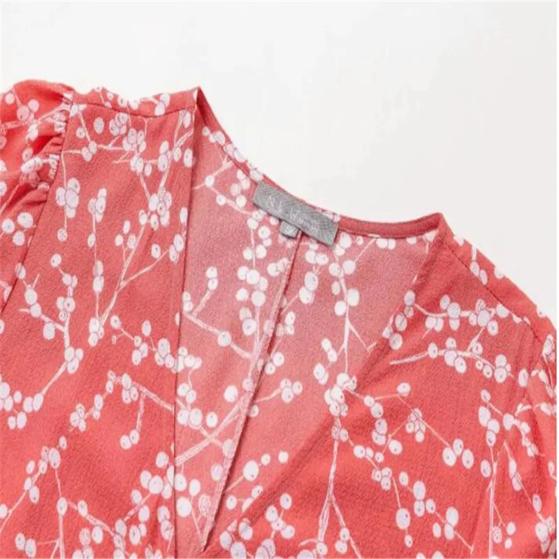 Женское пляжное платье с запахом красное повседневное элегантное в уличном