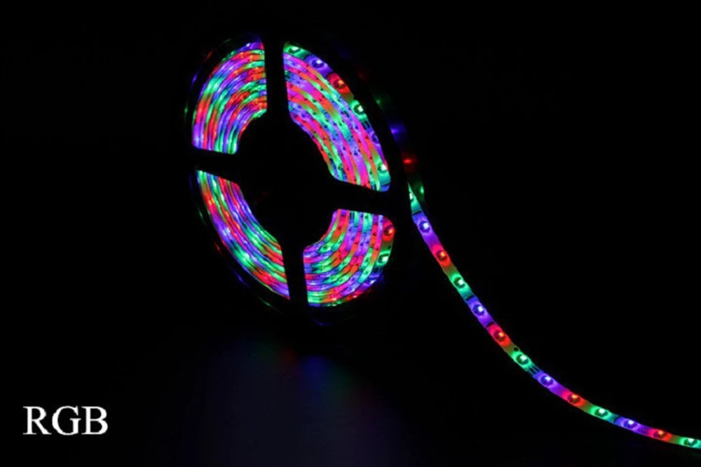 Фото Гибкая светодиодная лента 2835/3528 RGB светильник 12 В меняющий цвет для украшения Гибкая светодиодная лента 2835/3528 RGB светильник 12 В меняющий цвет для украшения