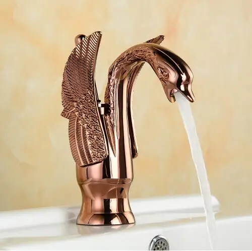 Новый дизайн смеситель в виде лебедя позолоченный для умывальника роскошный