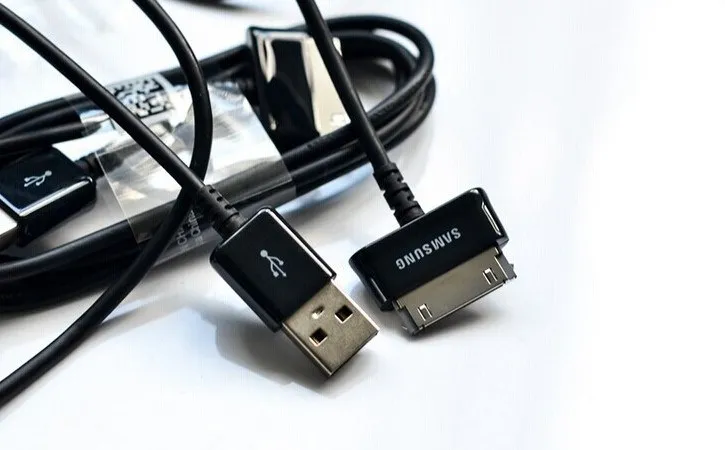 Для Samsung flat charger GT P7300 P1010 computer P7500 P7510 P6200 data line P6800|Зарядные устройства для