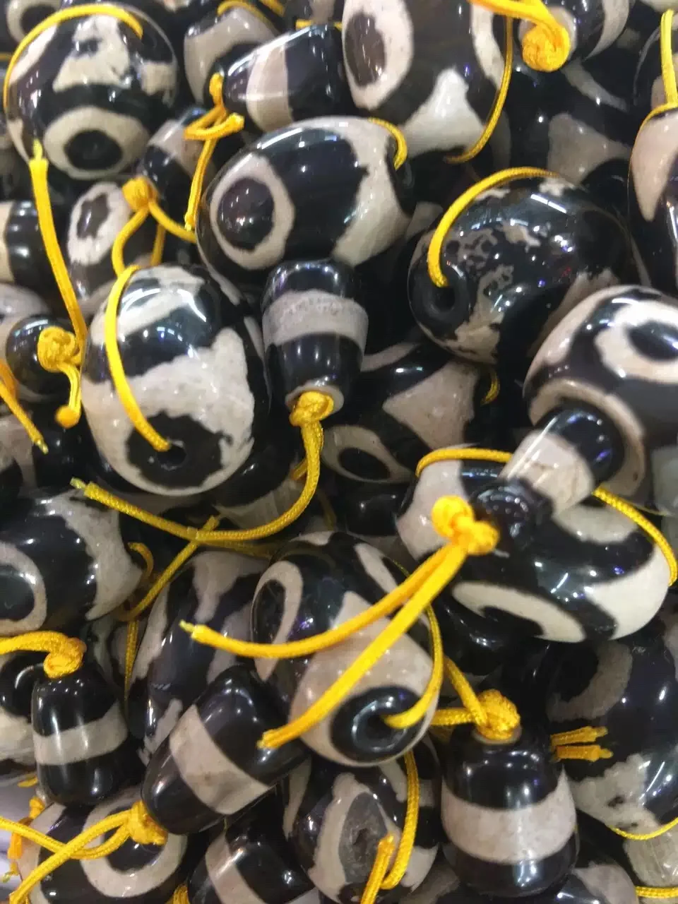Черная футболка тибетский камень Dzi EYE сердолик 3 отверстия Calabash Mala бусины пагода