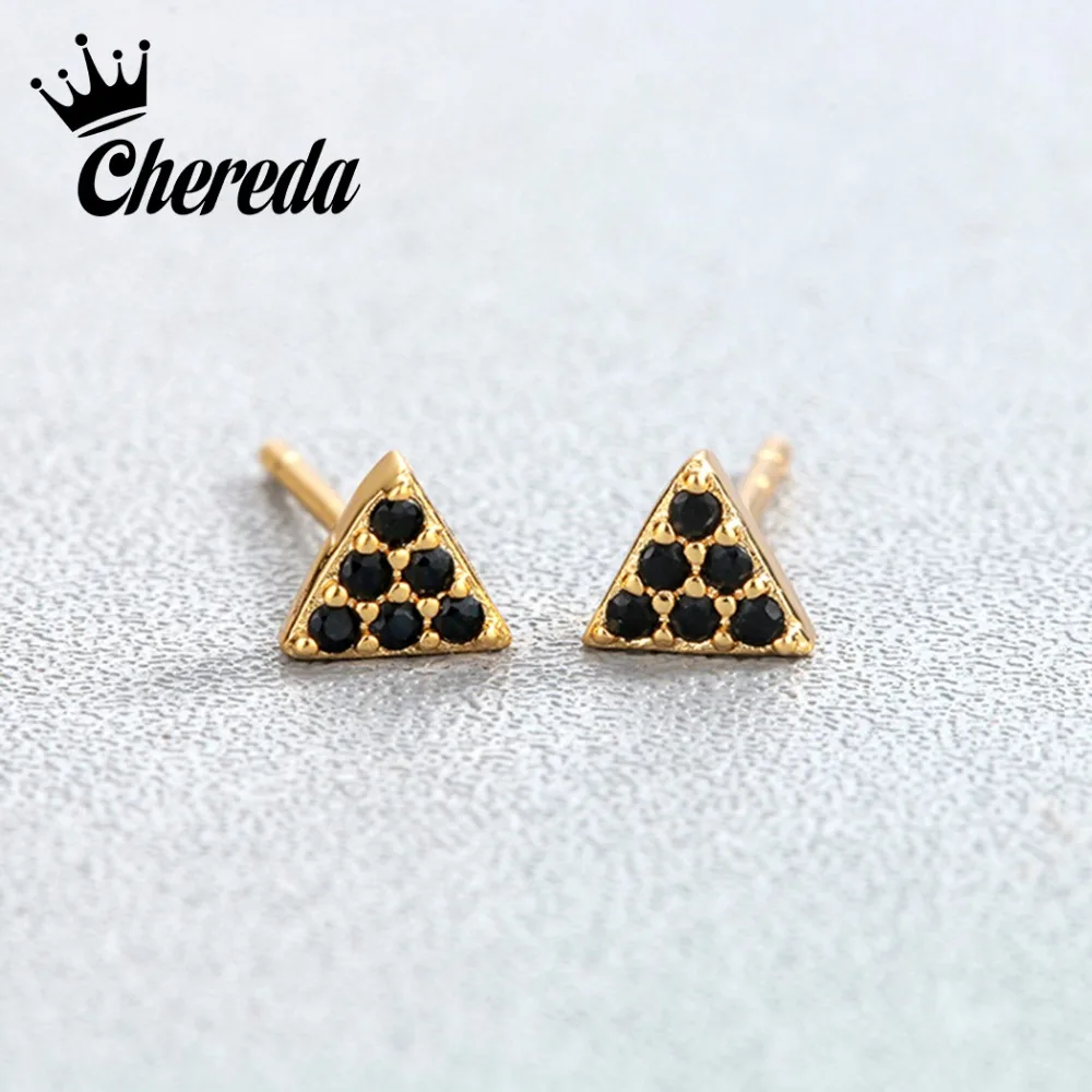 

Chereda Gold Charm Triangle Tiny Women Stud Earrings Black Crystal Rhinestones Female Wedding Earring 1 pc