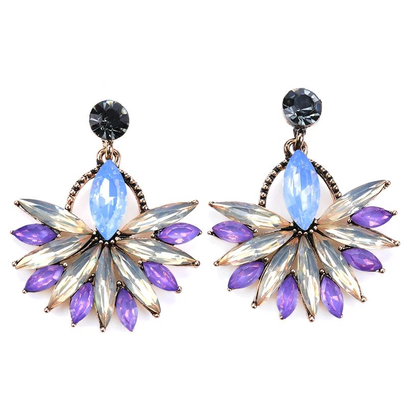 Серьги-гвоздики в винтажном стиле женские Эффектные серьги-гвоздики с подвеской