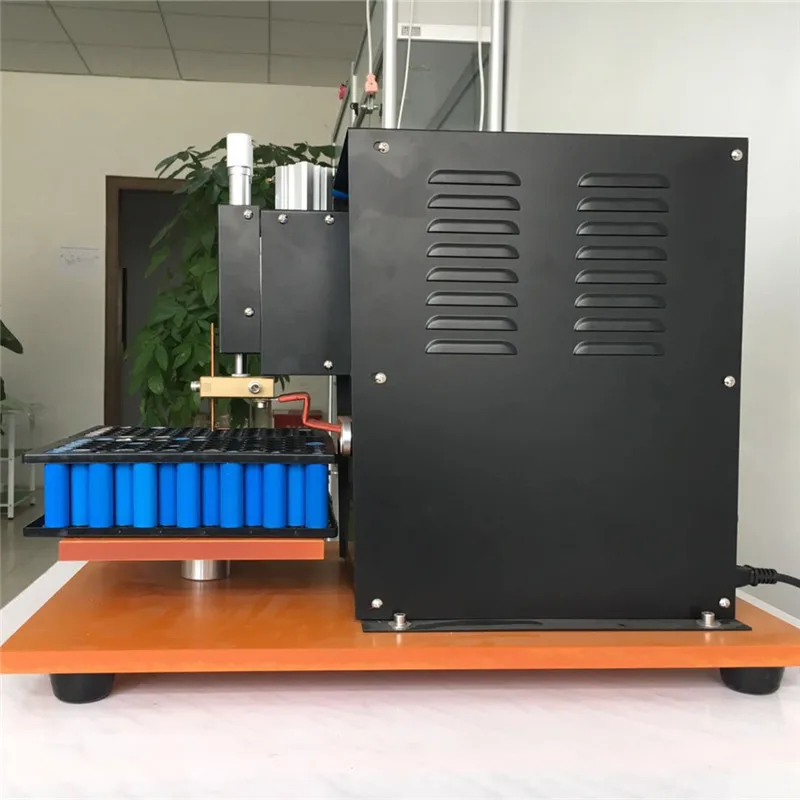 Пневматический аппарат для точечной сварки литиевых батарей высокомощный