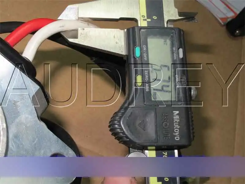 Японский происхождения 12V высокой мощности вращающийся DC безщеточный мотор сервопривода 600W большой крутящий момент 3.8n/m DIY части
