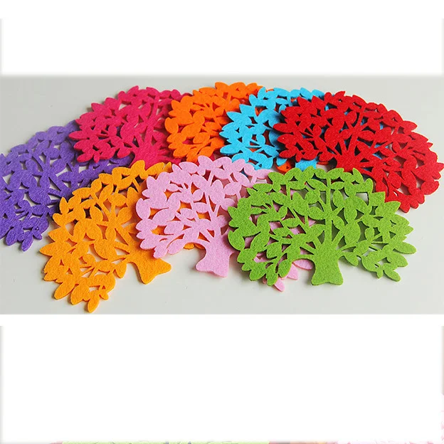 

50PCS/LOT.Christmas tree felt sheets,Fabric sheets,Non-woven coaster,Cup mat,Table mat,Indoor christmas ornament,9.2x14cm