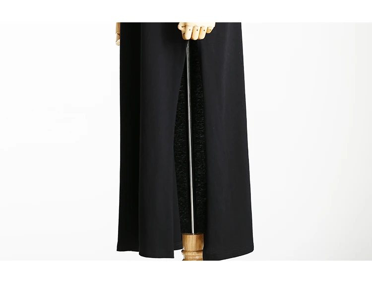 Женское длинное платье футболка с разрезом черное коротким рукавом модель wj419 на