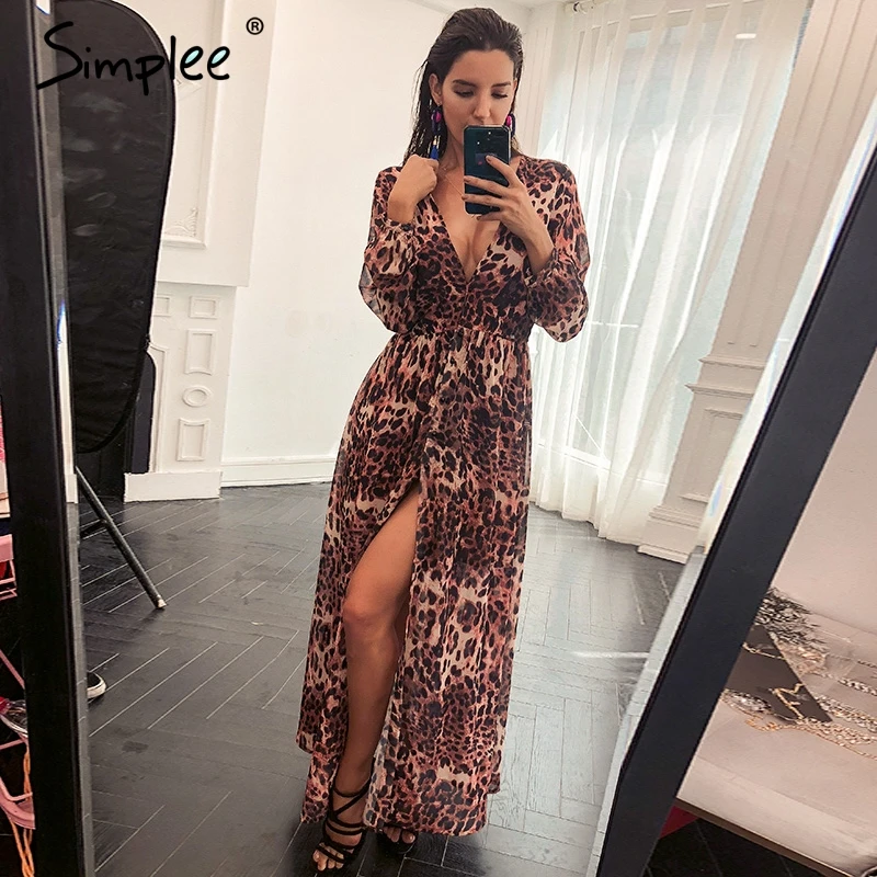 Женское осенне зимнее длинное платье Simplee леопардовое с глубоким V образным