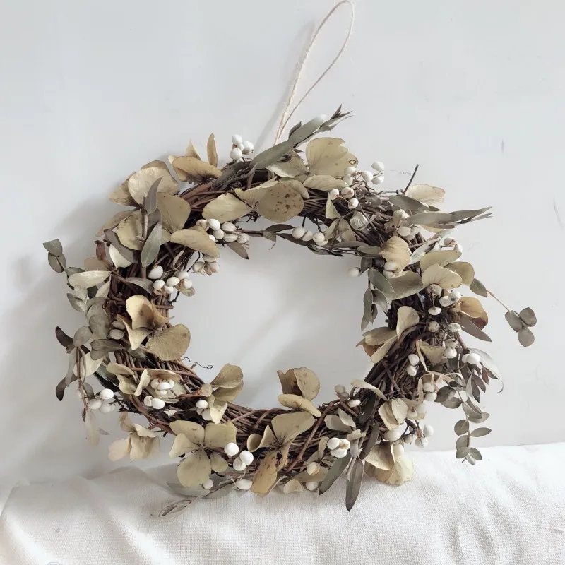 

Vintage dried flower garlands for old wall decorations hydrangea eucalyptus leaf lintel wall flowers Free Shipping