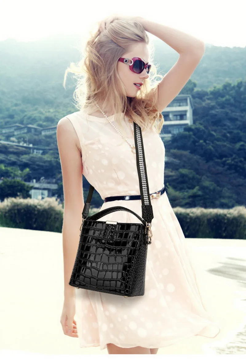FUNMARDI Crocodile Patent Leather Shoulder Bags Luxury Handbag Women Bags Designer Crossbody Bags Brand Bucket Bag Tote WLHB1961