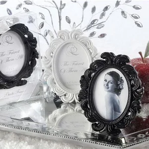 10PCS  Retro Wedding Favors Baroque Photo Frame In White/Black Color Oval Picture Frames Baby Birthday Gift