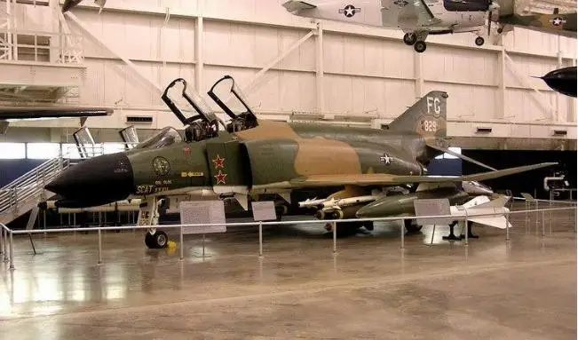 USA McDonnell Douglas F-4 Phantom II 1/100 diecast plane model aircraft AMER |