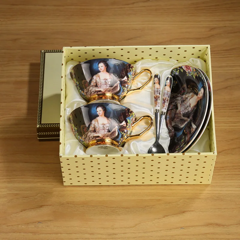 2piece set Gift box Британский винтажный набор кофейных чашек высшего качества из костяного фарфора, креативные фарфоровые чашки для чая, вечерние чашки - Цвет: 2piece set Gift box