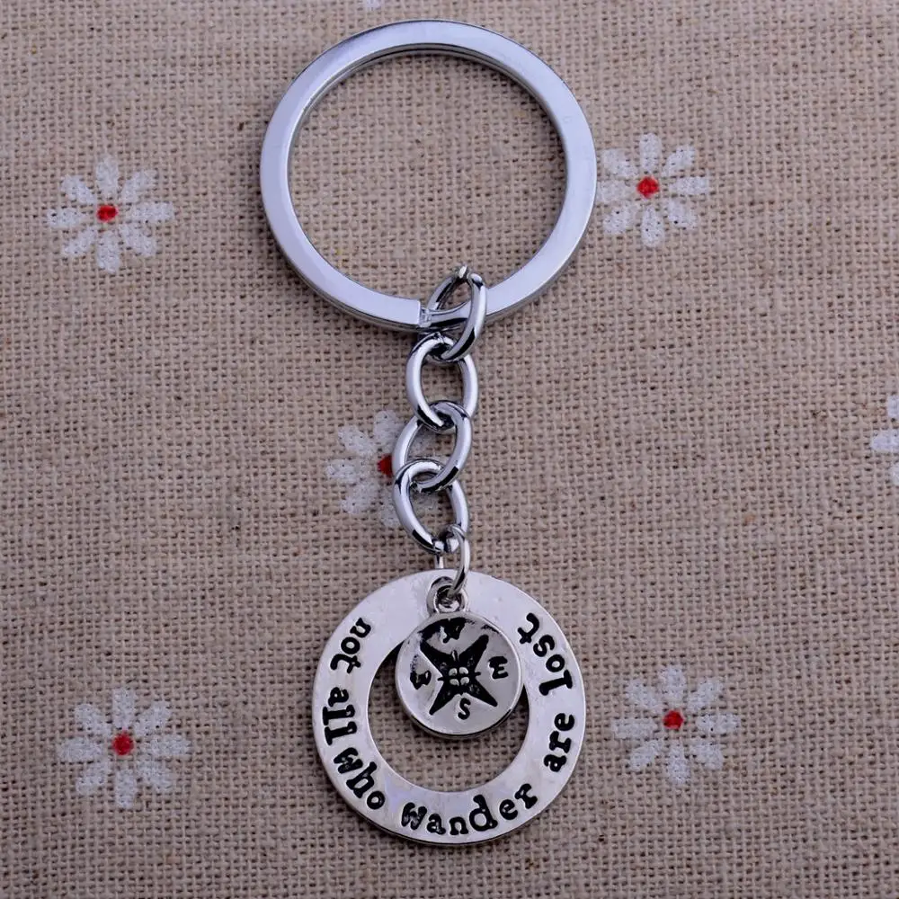 12 шт. оптовая продажа не все кто бродит теряется подвеска с компасом брелок Семья