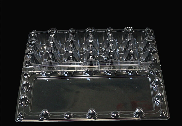 

Wholesale Free Shipping 18 Holes Quail Eggs Container Plastic Boxes 900pcs/lot