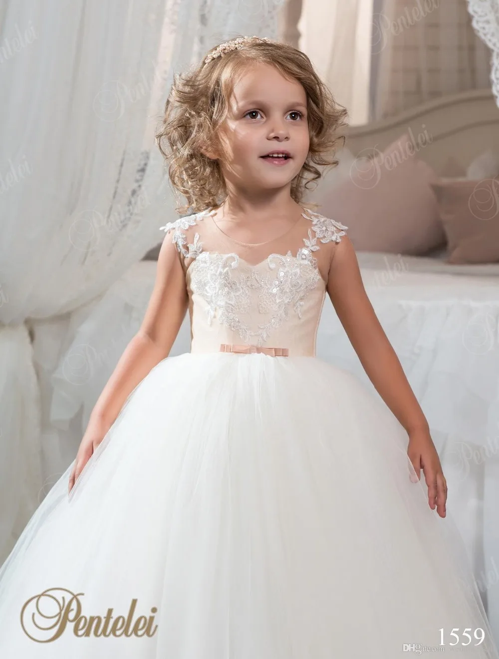 Обнаженная И Белый Бальное платье Тюль Длина Пола Кружева 2017 Цветочные Девушки