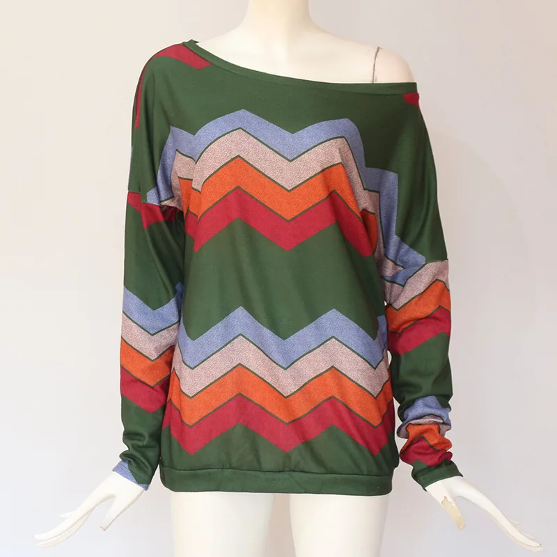 Женская футболка в полоску с открытыми плечами и длинным рукавом |