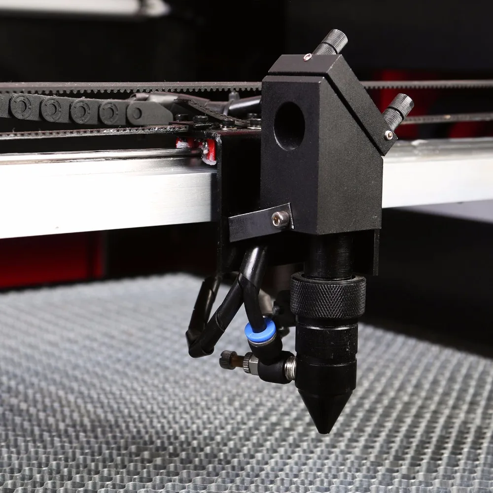 

Laser Engraver/Engraving /Cutting Machine With Color Screen 700*500mm 60W CO2 Laser Machine