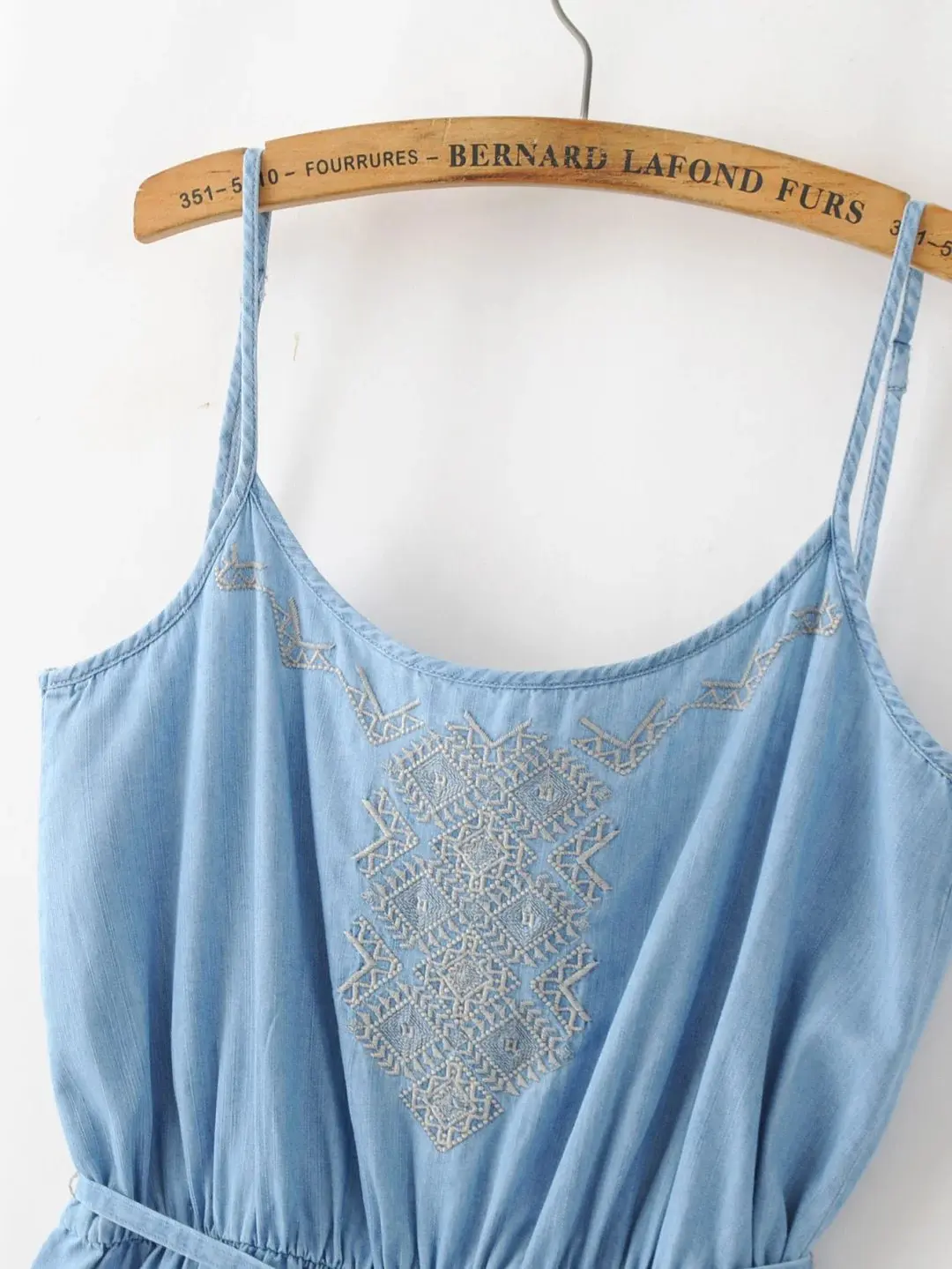 Новинка 2017 Летнее модное платье универсальные европейский стиль женский