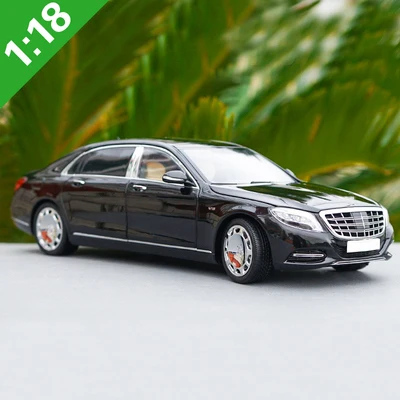 Черный 1/18 Почти настоящий S-Class литой под давлением игрушечный автомобиль модель белый серебристый назад мальчик подарки оригинальная коробка - Цвет: Черный