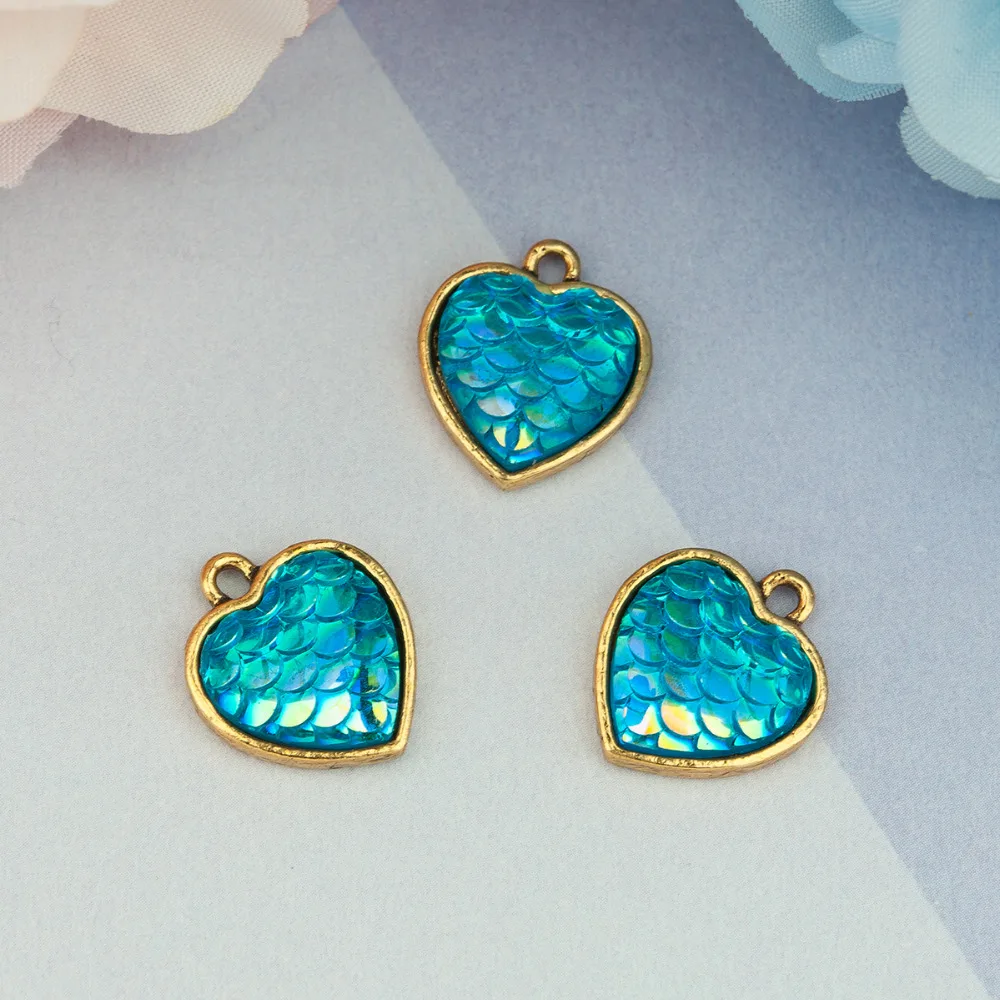 DoreenBeads, цинковый сплав, Русалка, рыбные весы, шармы, сердце, золотой тон, античный золотой цвет, разноцветные AB, около 16 мм x 14 мм(4/"), 10 шт