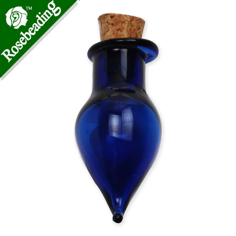 Красочная маленькая пробирка Чили в форме пустой маленькой стеклянной бутылки