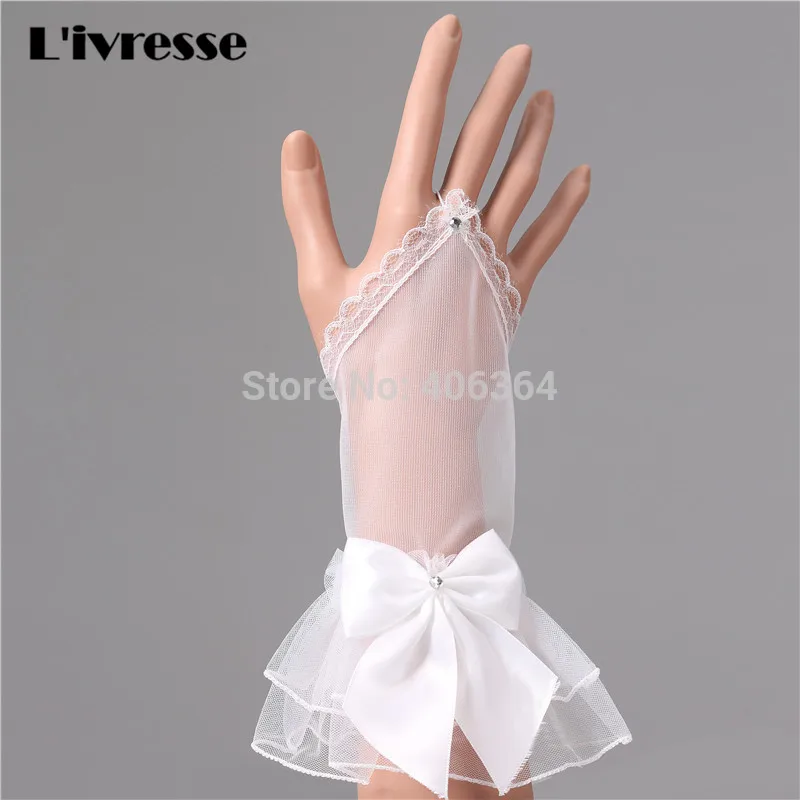 Женская обувь с открытыми пальцами украшением в виде кристаллов бантом наличии