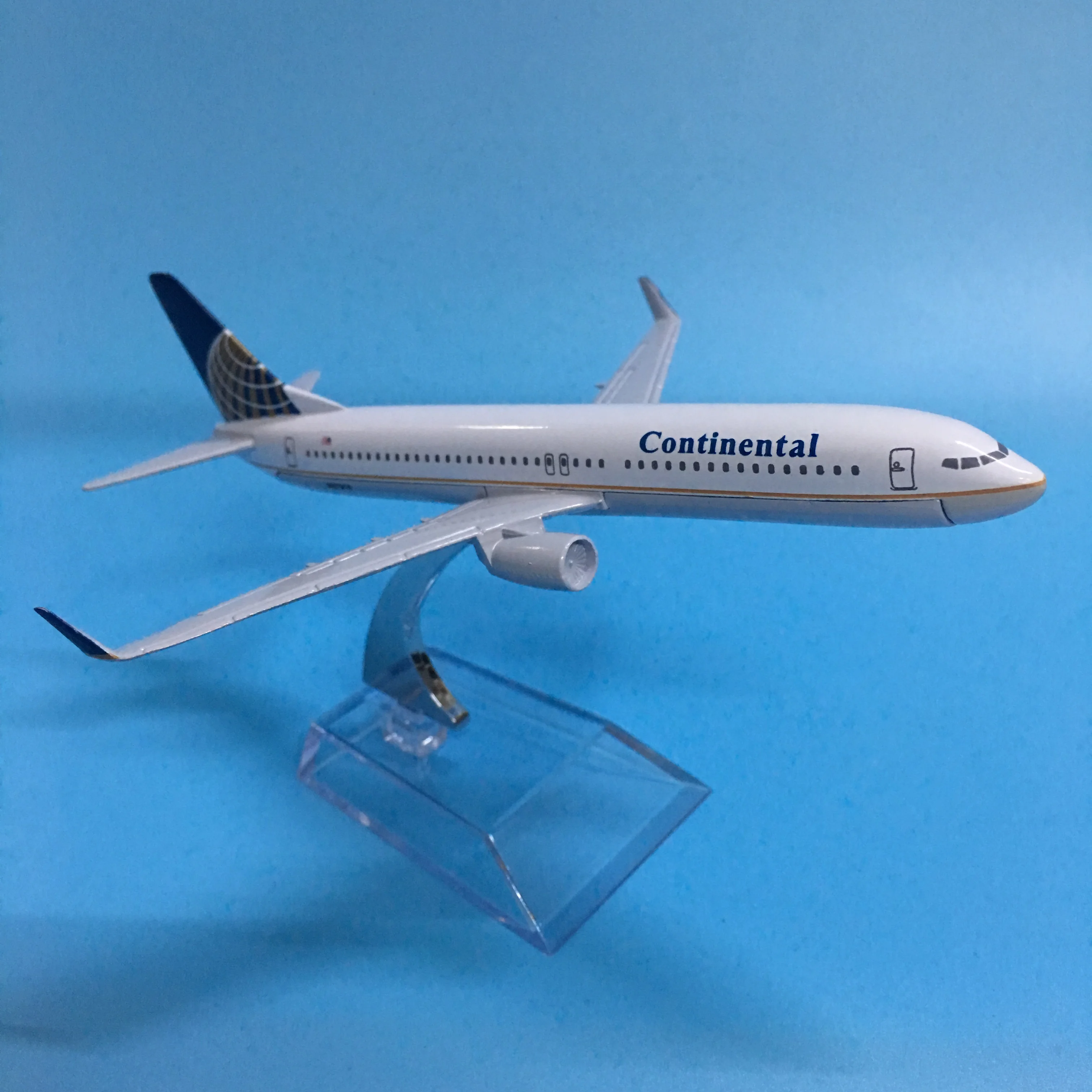 1:400 16 см пассажирский самолет Boeing B737 800 N27213 Continental Airlines сплав Airbus Juguetes игрушка