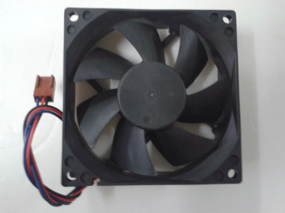 

Original 12V 0.30A JD-8025M-12S three-wire cooling fan