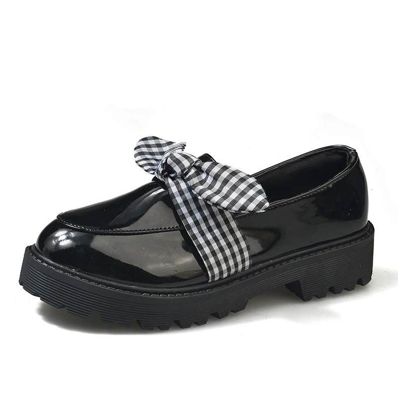 Bow Knot Новинка года; женские туфли-оксфорды из лакированной кожи на платформе; женские туфли на плоской подошве с бантом и жемчугом; слипоны на каблуке; броги; женские лоферы на толстой подошве - Цвет: Bow Knot