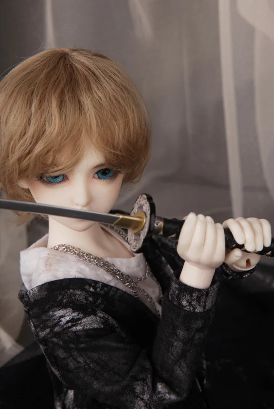 

1/4 scale nude BJD boy MSD Joint doll Resin model toy gift,not include clothes,shoes,wig and other accessories D2139