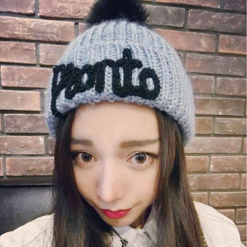 Женская мода Теплые Шерстяные Зимняя Шапка Мех Енота пом Cap Вязание Шапки Девушки