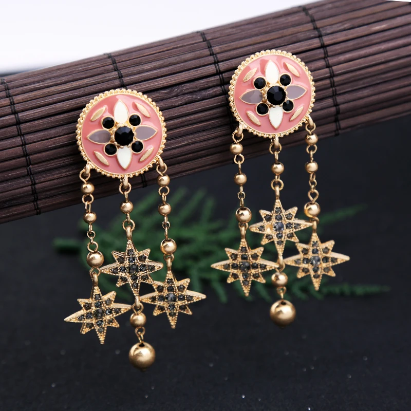 Винтажные серьги-подвески в богемном стиле золотистого цвета | Украшения и