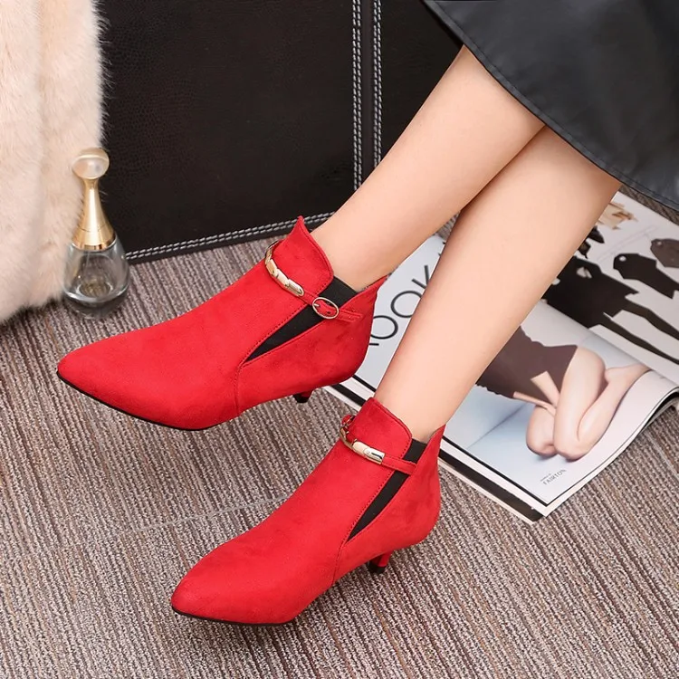 Женские ботинки на тонком каблуке botas femininas de inverno с пряжкой острым носком теплая